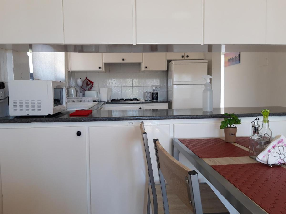La Veranda Sea View Apartments Λάρνακα Εξωτερικό φωτογραφία