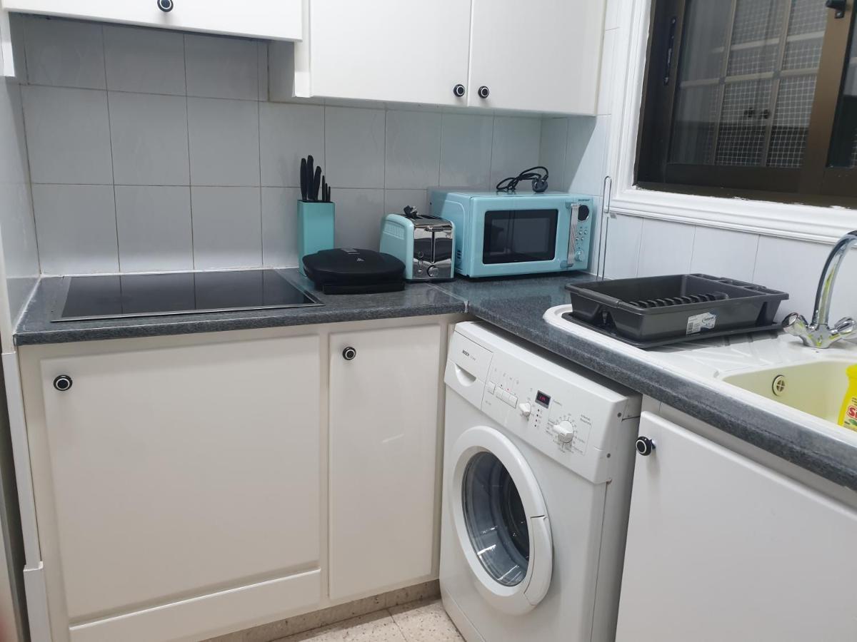 La Veranda Sea View Apartments Λάρνακα Εξωτερικό φωτογραφία
