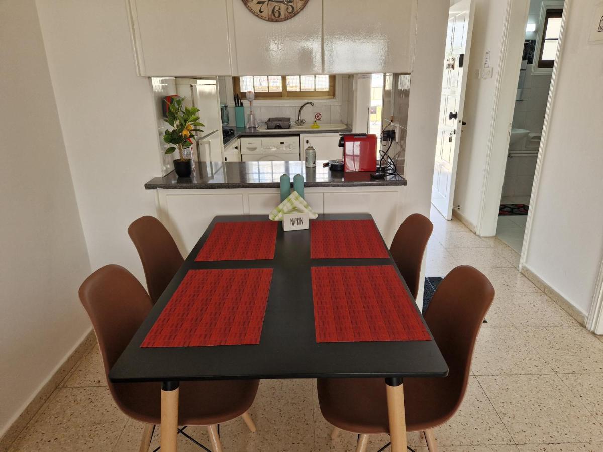 La Veranda Sea View Apartments Λάρνακα Εξωτερικό φωτογραφία